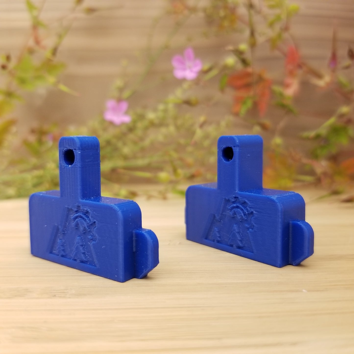 Close-up of Shimano 2-piston piston exposure bleed block for precise MTB brake maintenance – Whistler Print-A-Part